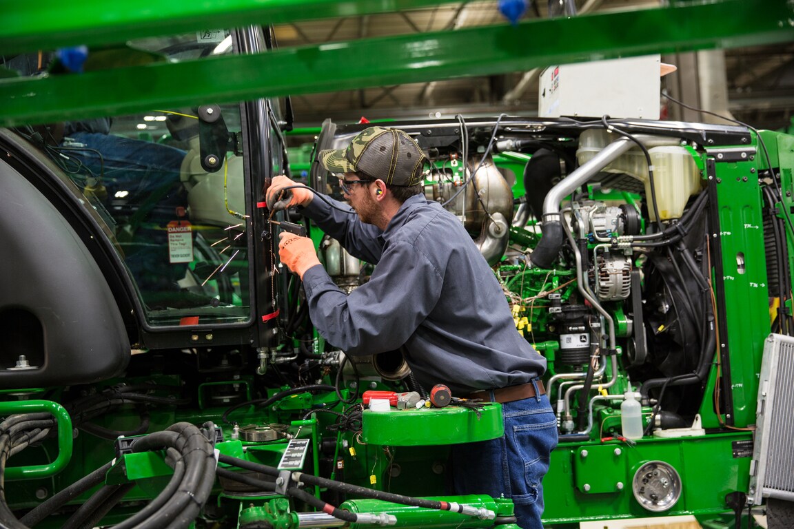 John Deere Factory Tours John Deere CA