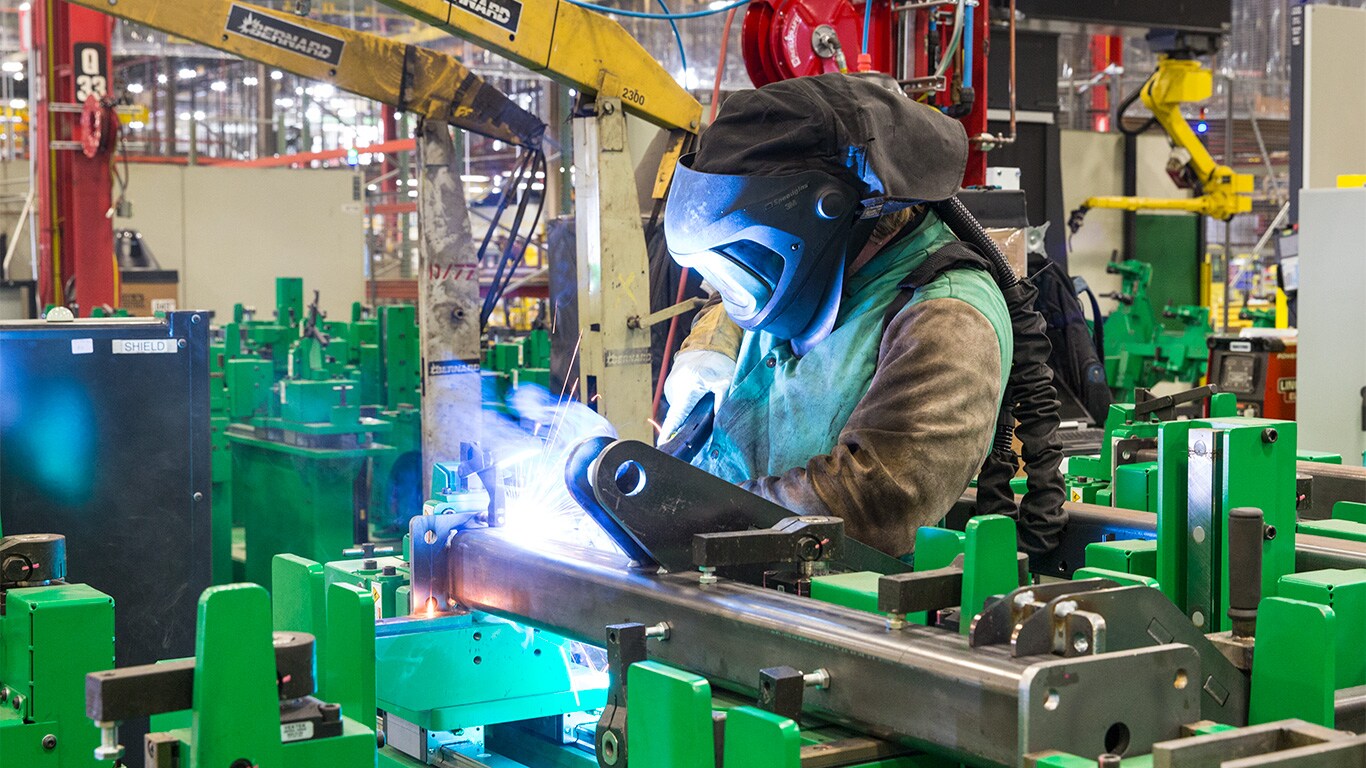 John Deere Factory Tours John Deere CA