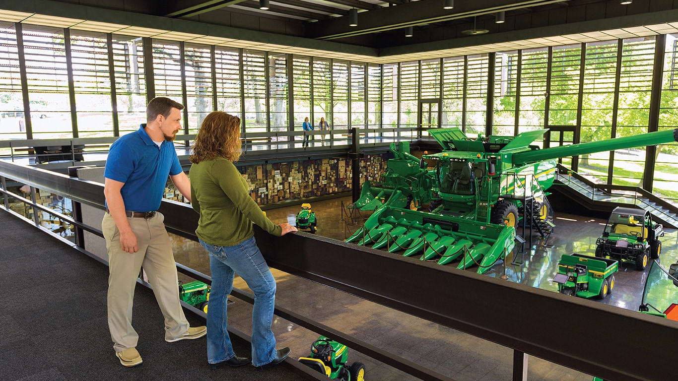 John Deere Company Headquarters - woodstockhomedesign