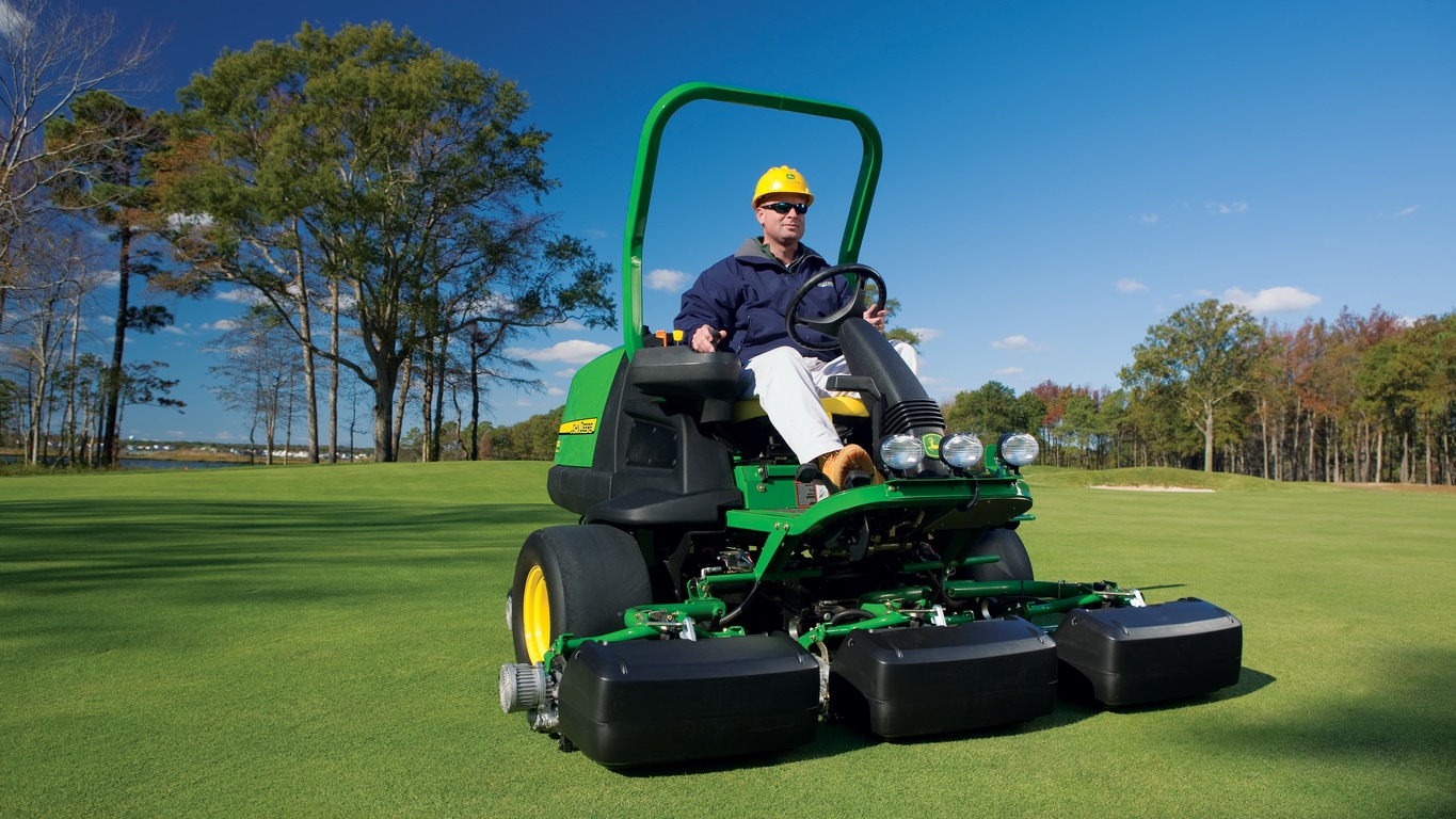 Tondeuses d’allées John Deere