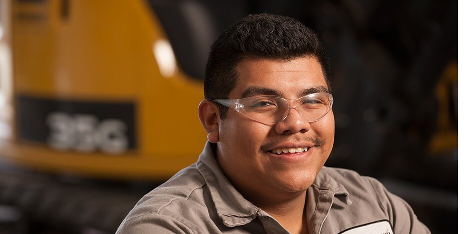 Yordi Fuentes, student at Linn-Benton Community College poses for a picture