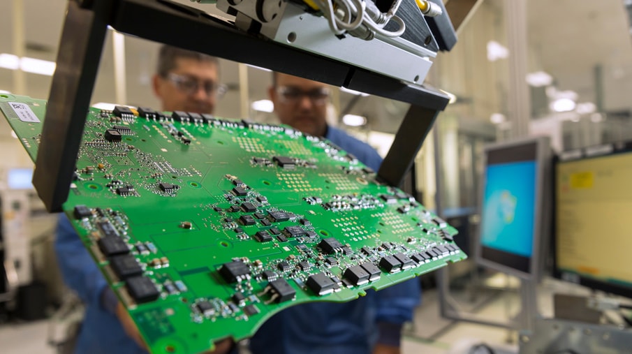 John Deere Electronic Solutions