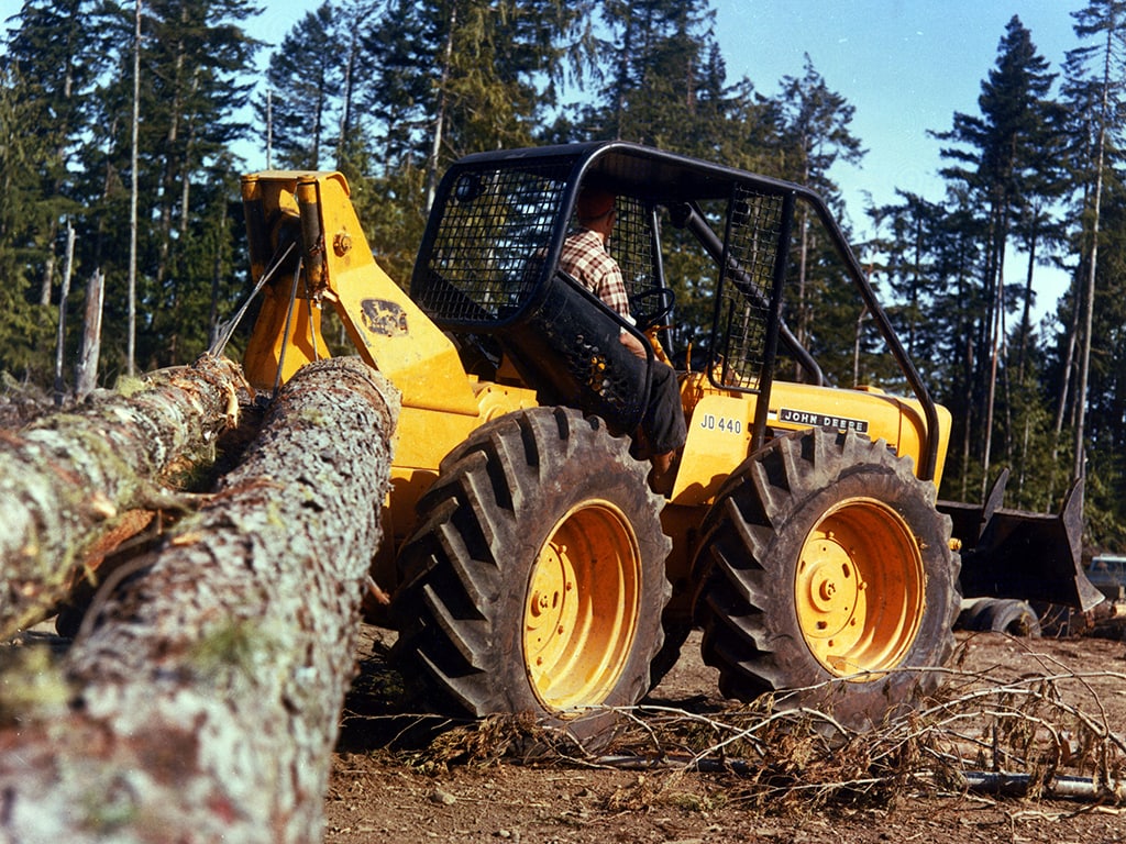 Timberjack 200 Series Skidder