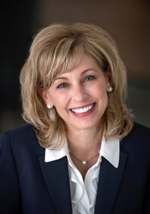 Leanne G. Carat