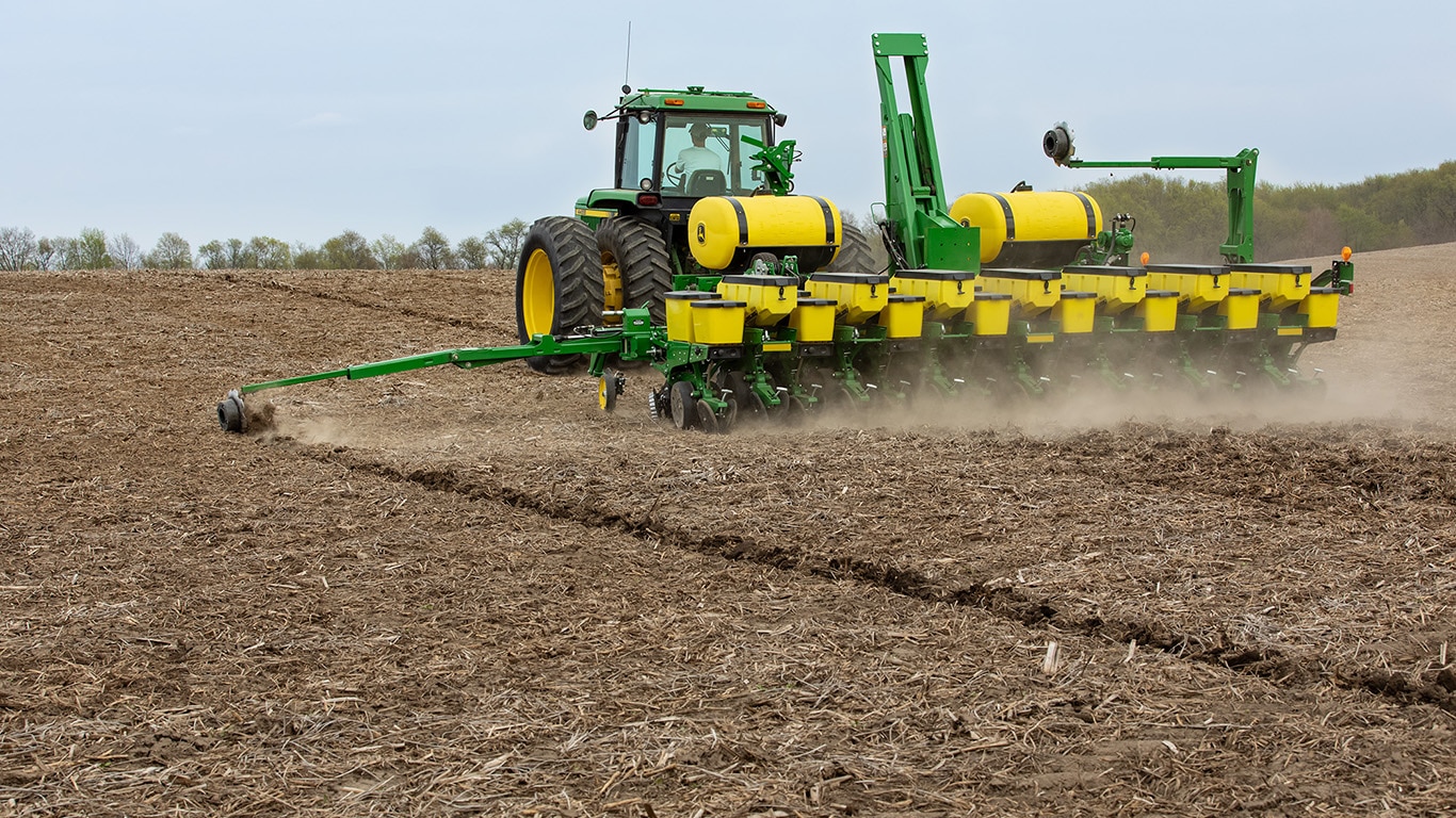 Planter deere john 1745 corn