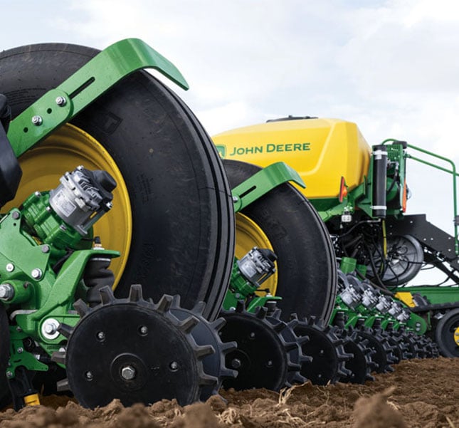 Planting with a 1775NT 24Row30 drawn planter with ExactEmerge in the field