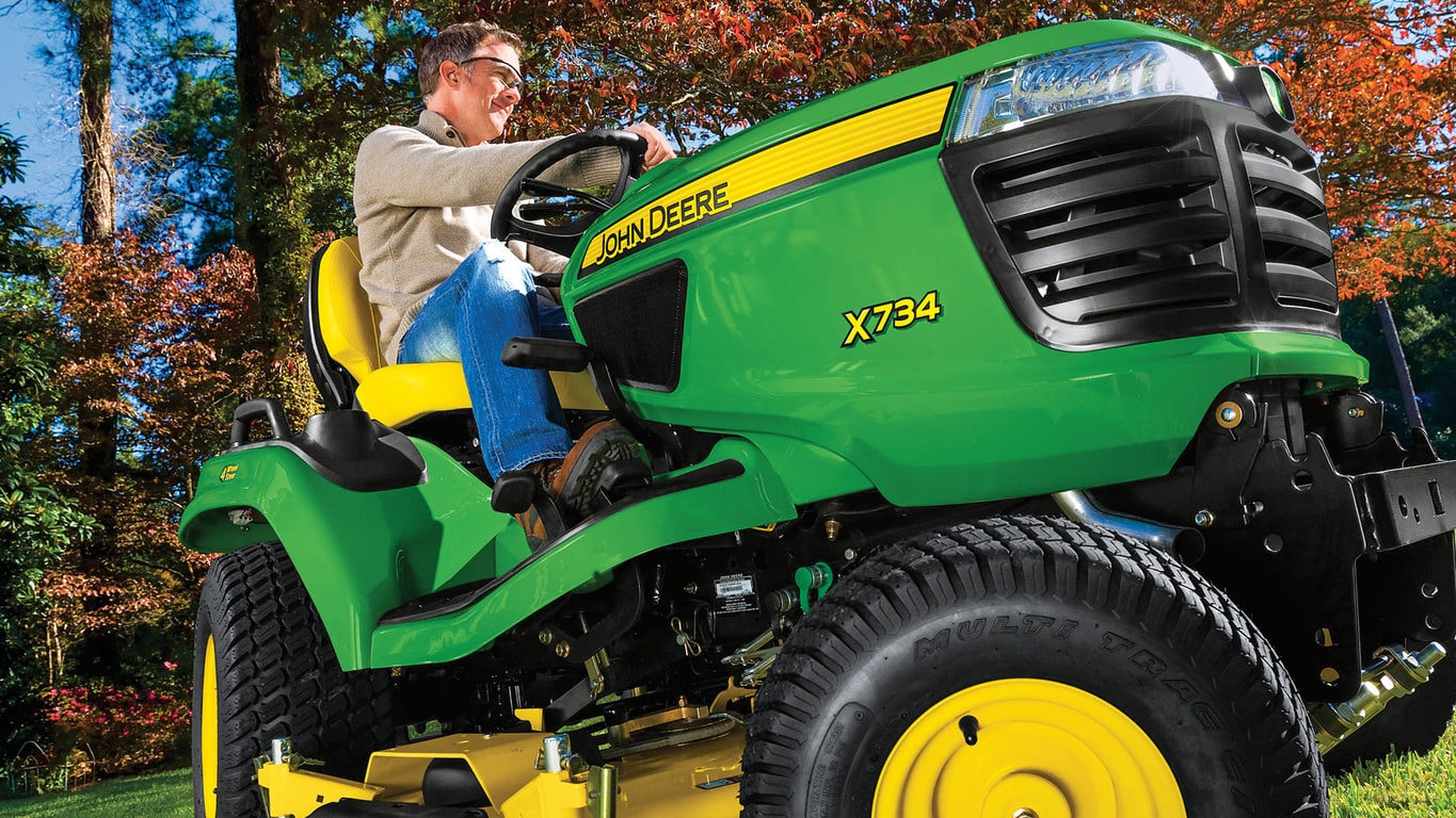 Riding Mowers 4Wheel Steering Lawn Tractors John Deere CA