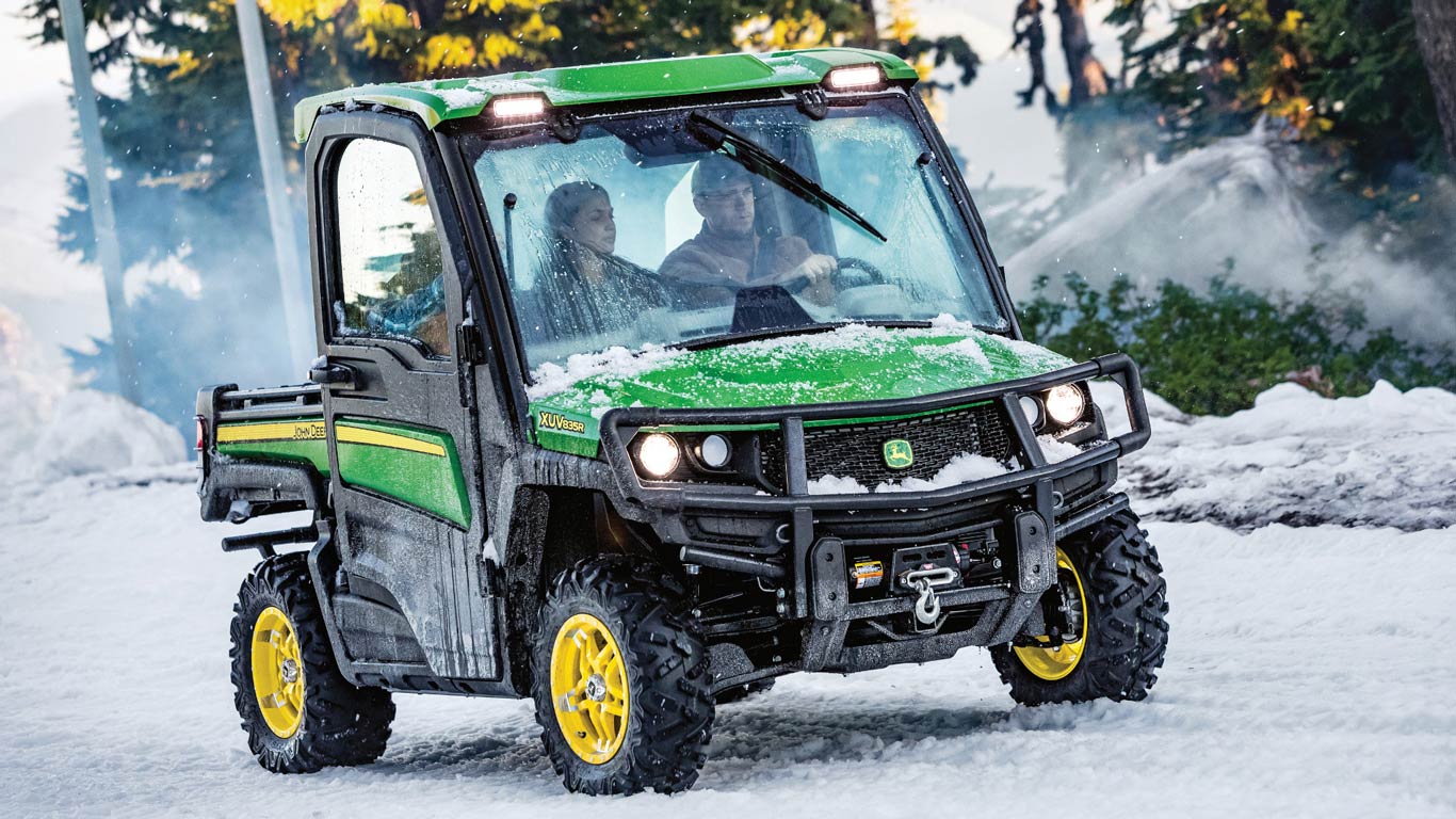 FullSize Gator™ XUV Crossover UTVs Side by Sides John Deere CA