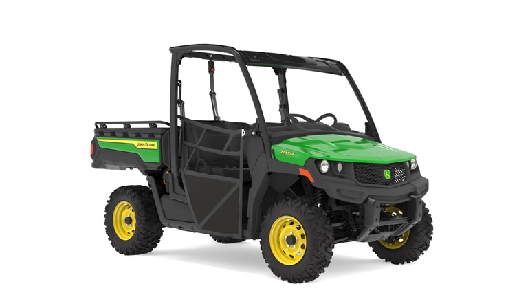XUV 845M facing front right studio image