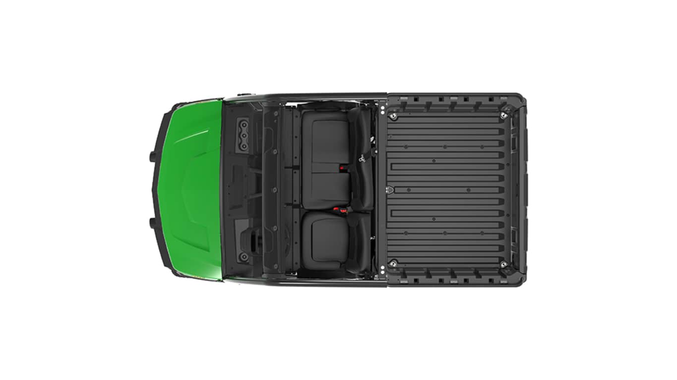 XUV 875M Diesel top studio image
