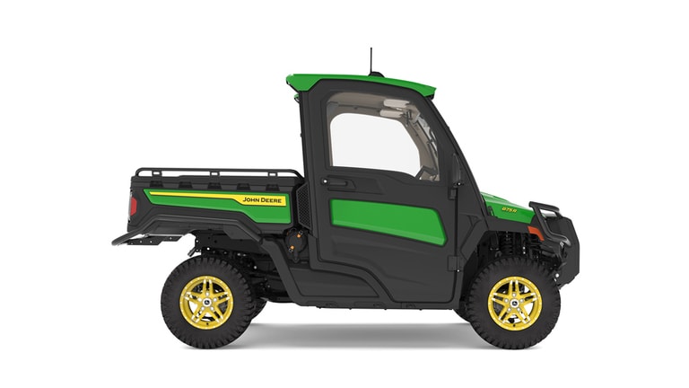 Image prise en studio d'un véhicule XUV 875R vu de la droite