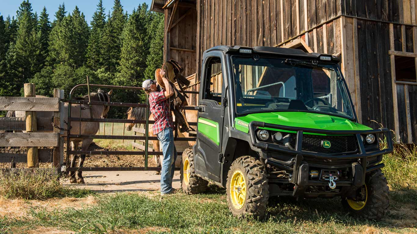 Accessoires Pour Vehicule Utilitaire Gator Accessoires Et Instruments John Deere Ca [ 768 x 1366 Pixel ]