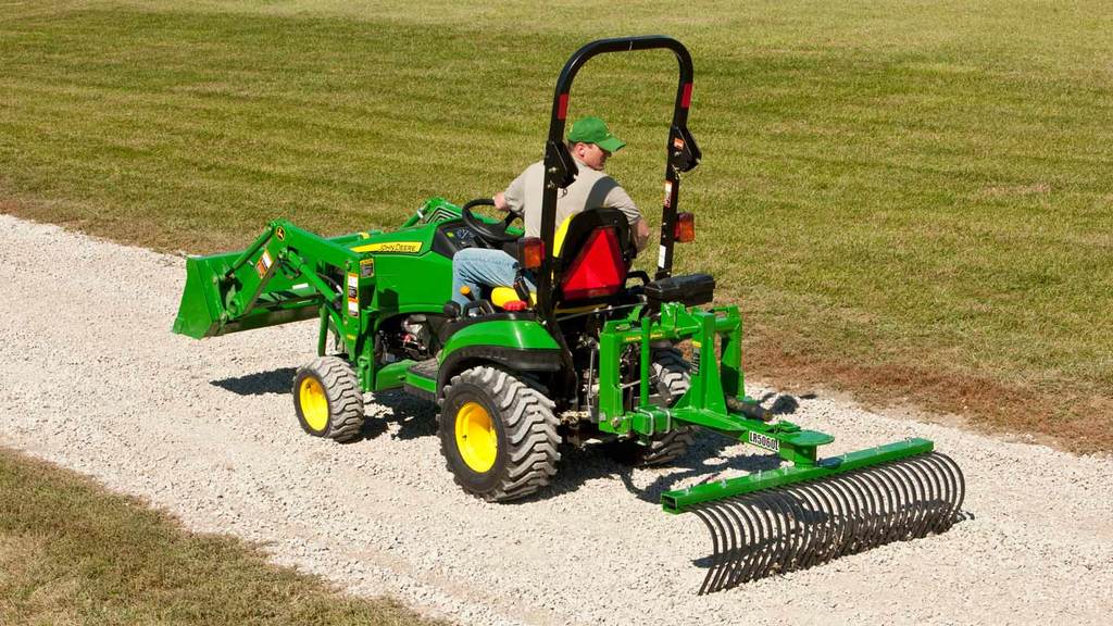 Équipement pour travaux paysagers ∣ Râteaux pour travaux paysagers Frontier LR50L