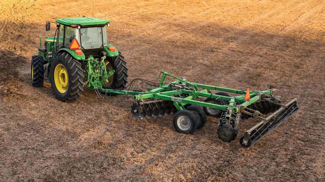 Primary Tillage 2100 Minimum Till Ripper John Deere CA