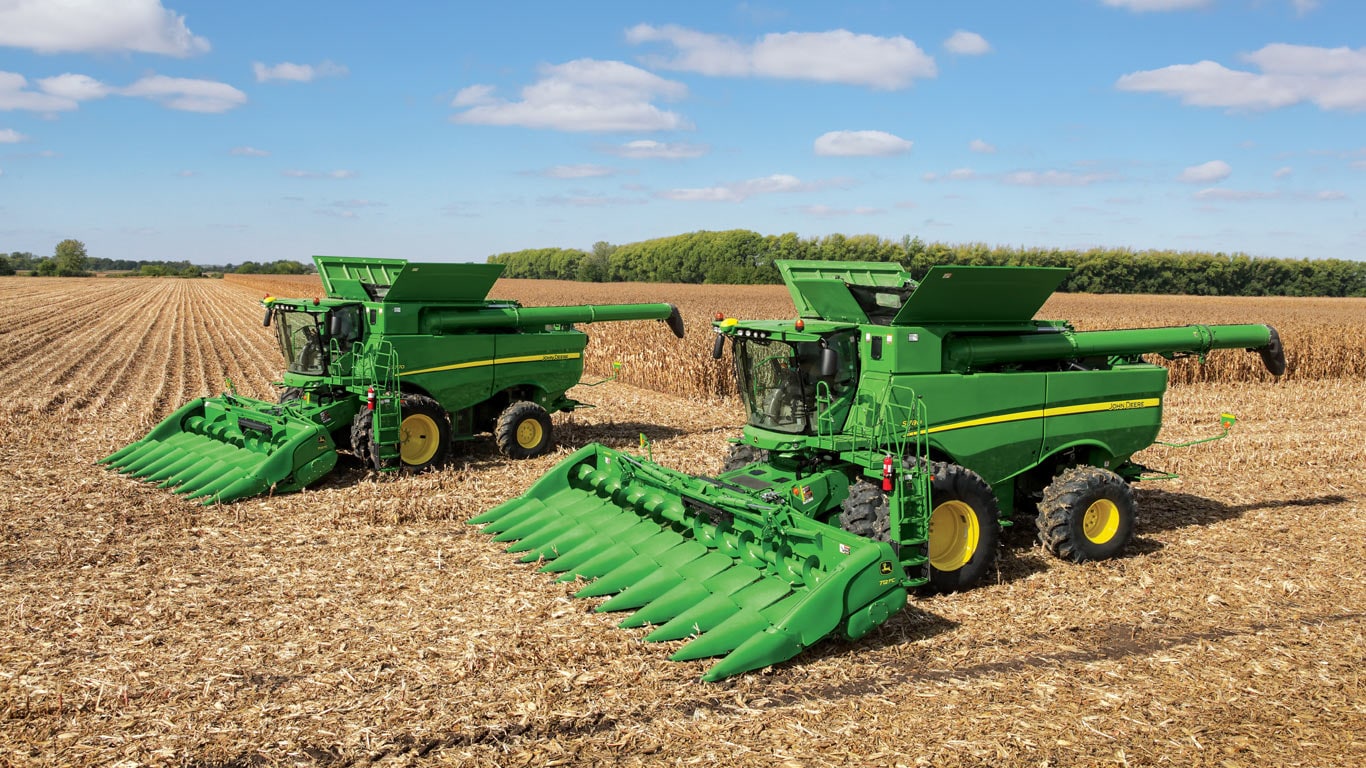 Auger Platforms Harvesting John Deere CA