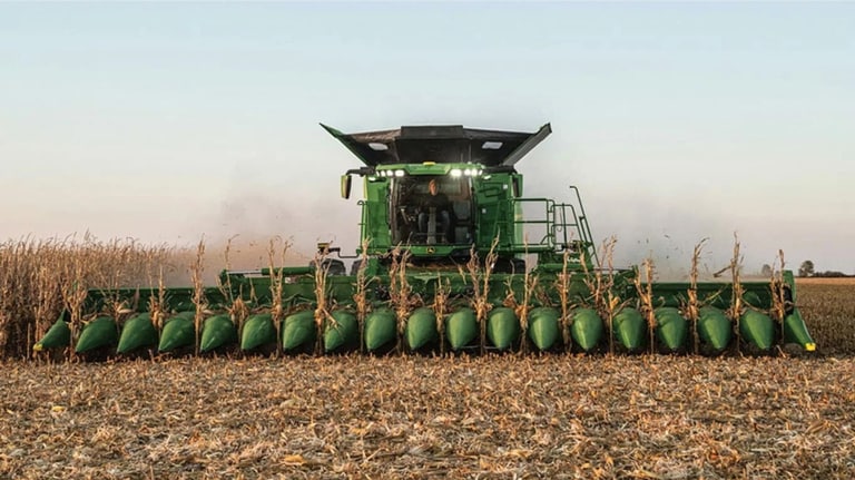 CF27 20 Folding Corn Head