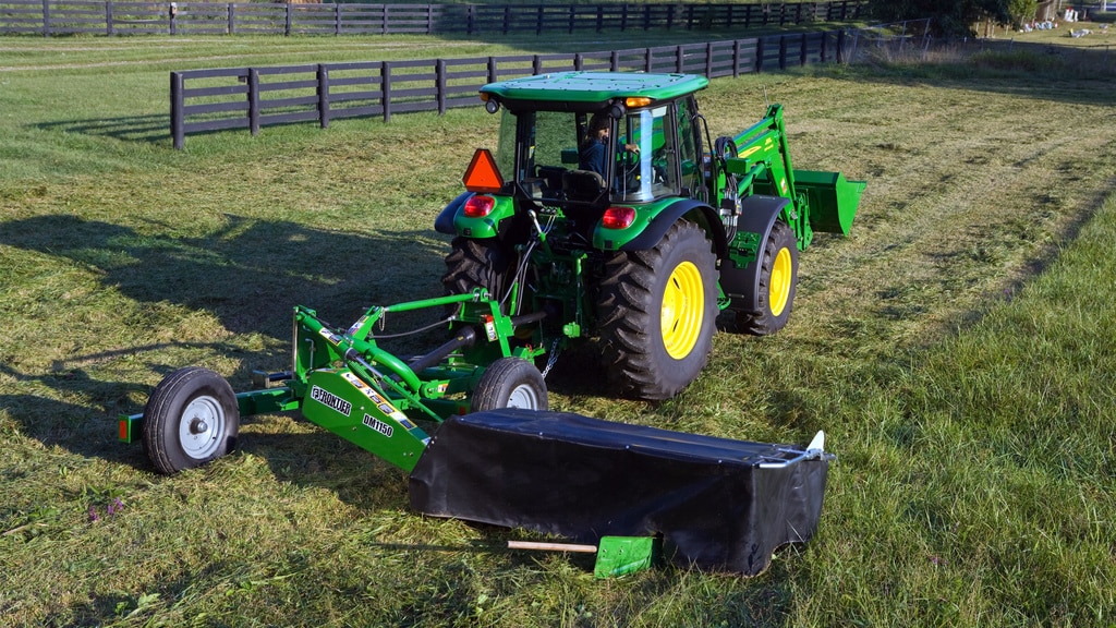 Hay & Forage | DC10 Disc Mowers