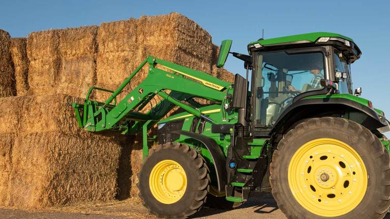 700M Loader