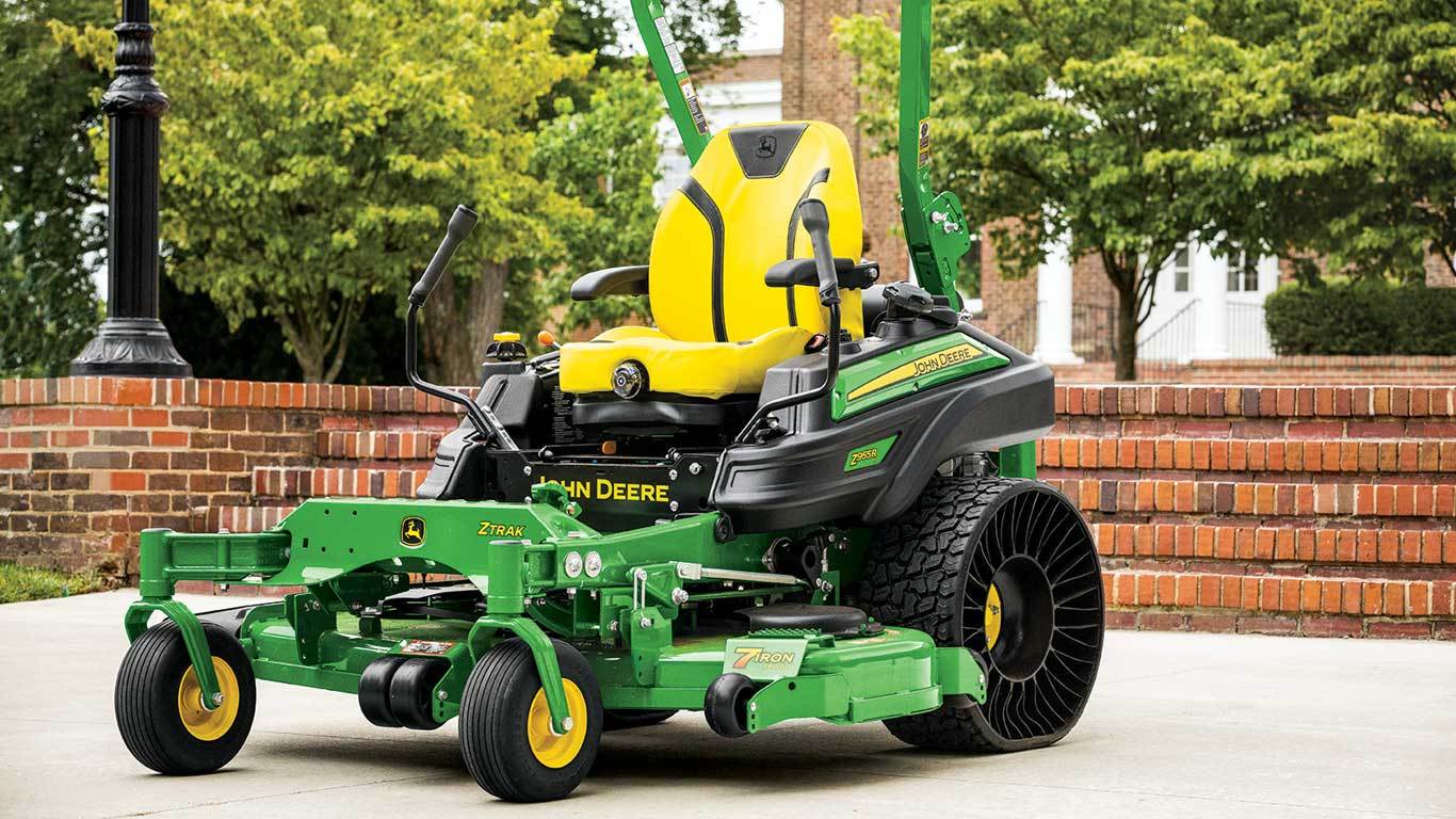 Commercial Lawn Mowers ZeroTurn, StandOn John Deere CA