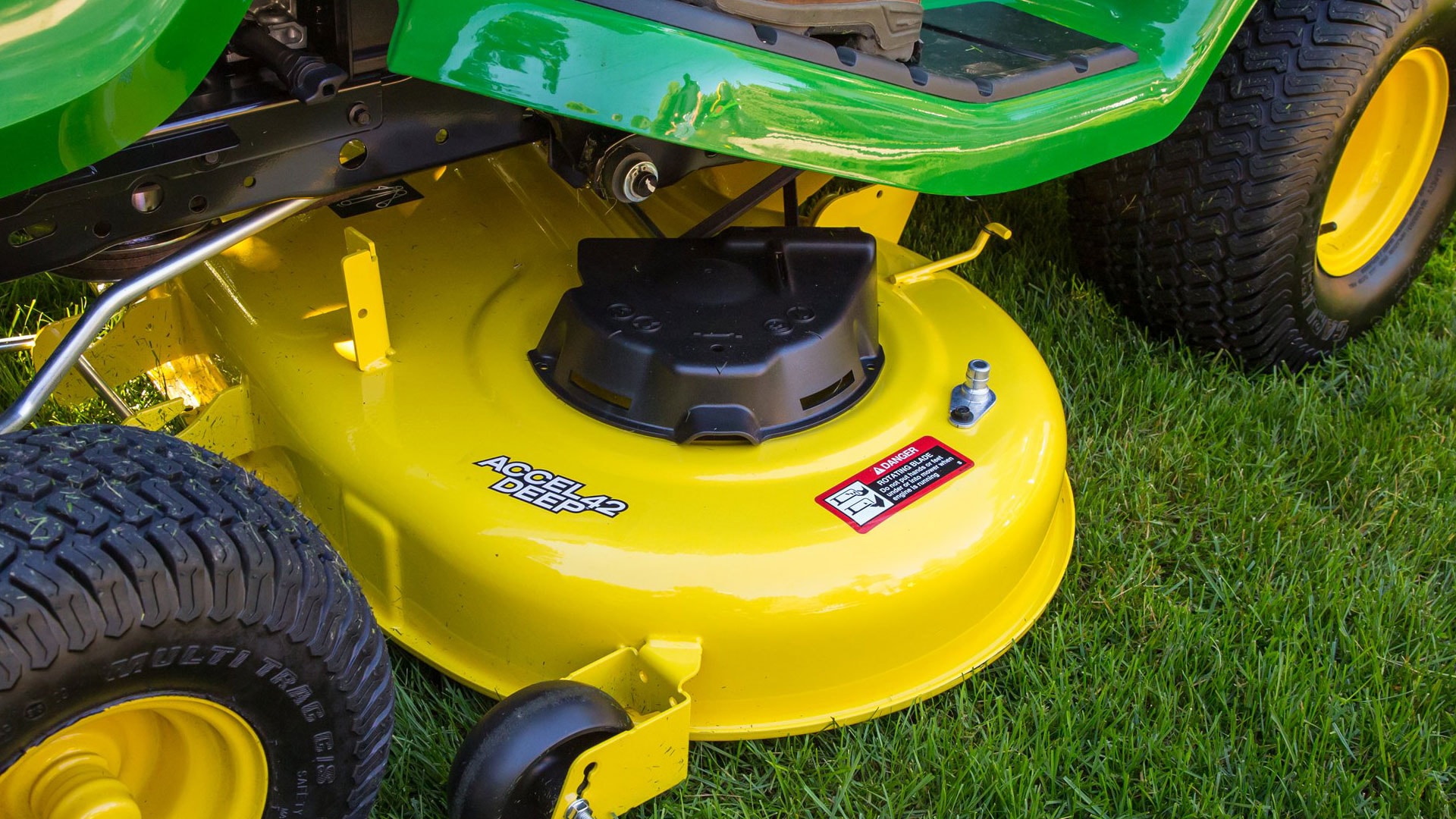 Lawn Tractors X300 Select Series Tractors John Deere CA