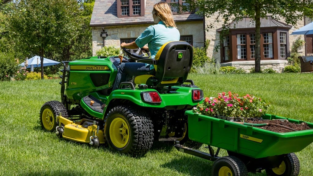 X700 Signature Series Tractors Lawn Tractors John Deere CA