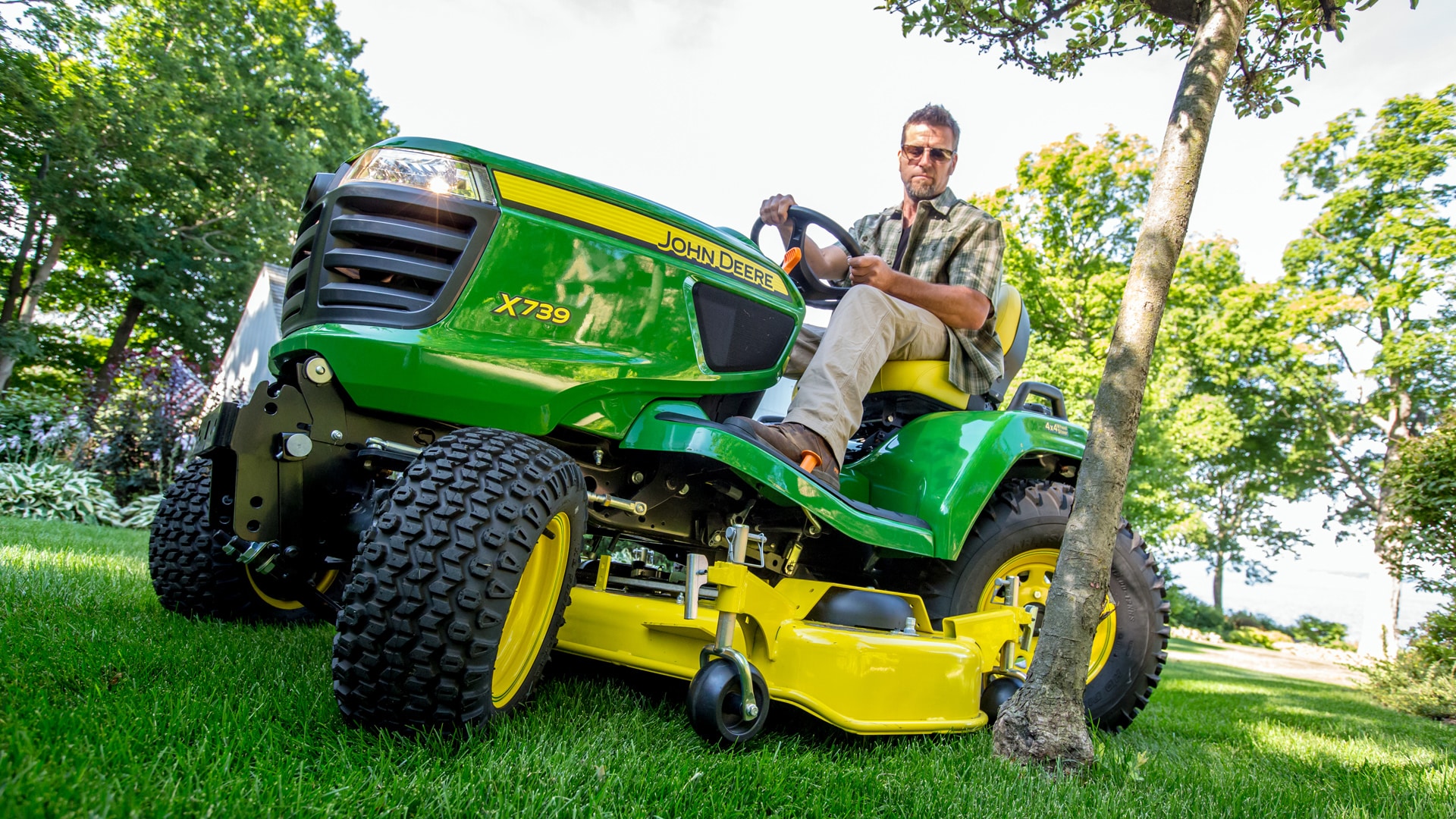 X700 Signature Series Tractors Lawn Tractors John Deere CA