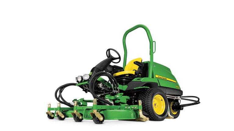 7400A TerrainCut™ Trim & Surrounds Mower