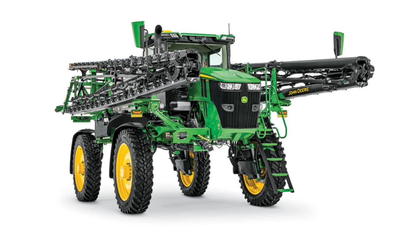 Studio image of 410R Self-Propelled Sprayer