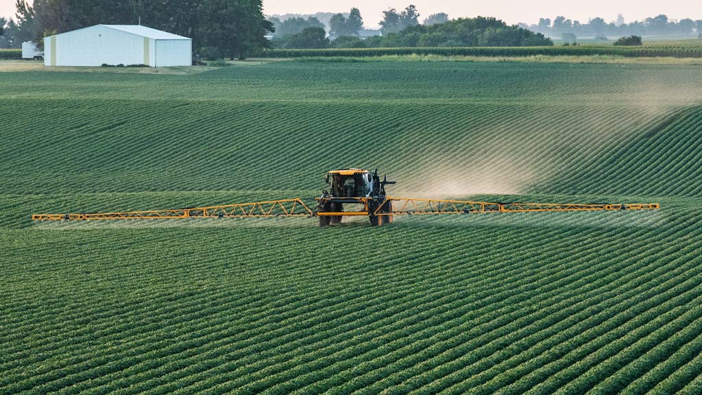 field image of hagie sprayer