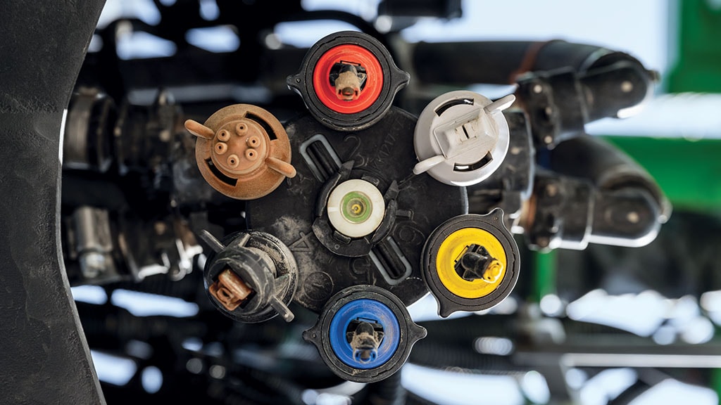 Gros plan du système de contrôle des buses de pulvérisation ExactApply.