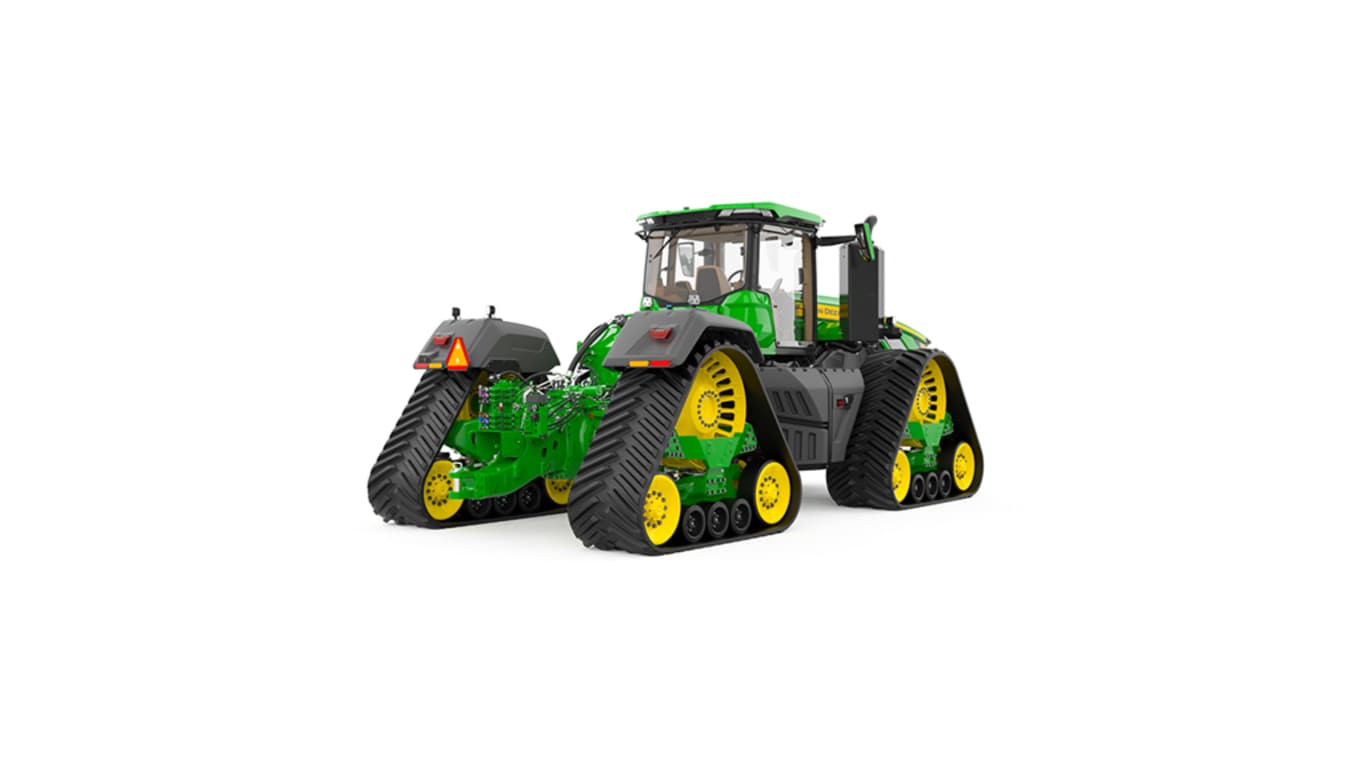 9RX 710 Static image displaying tractor's rear side