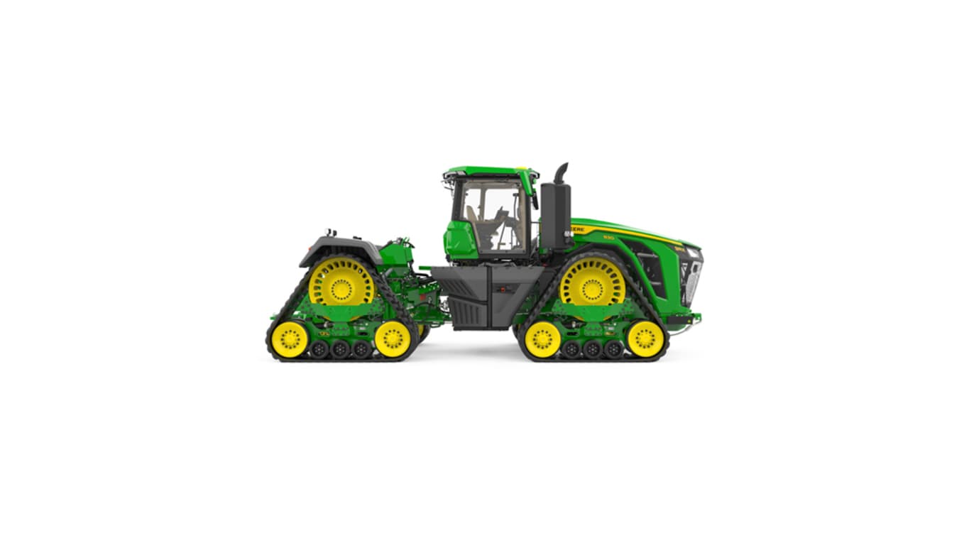 9RX 830 Static image displaying tractor's right side