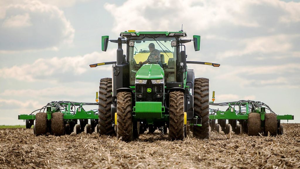 Tracteur 7R 250 | 186,4 kW (250 HP) | Tracteurs pour culture en lignes