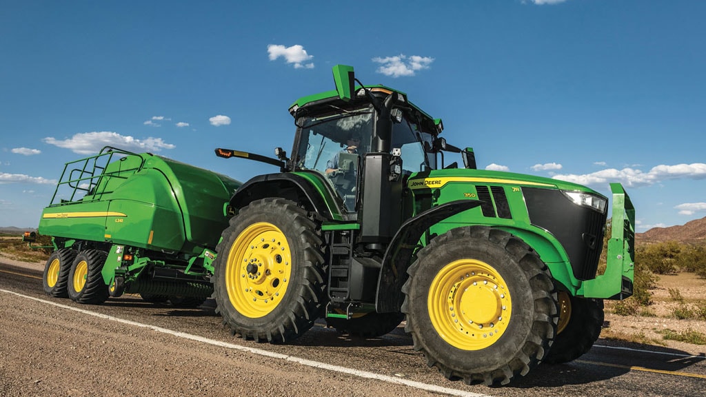 tracteur sur la route