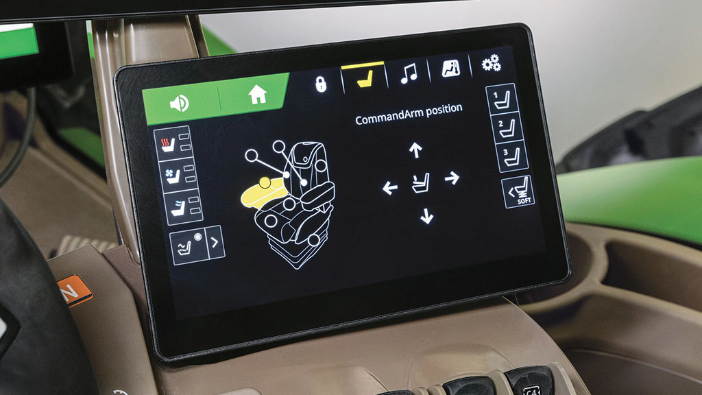 Affichage pratique John Deere présentant les positions CommandARM™ réglables