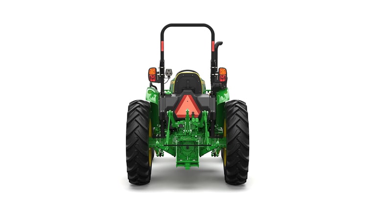 Tracteur utilitaire vert sur fond blanc.