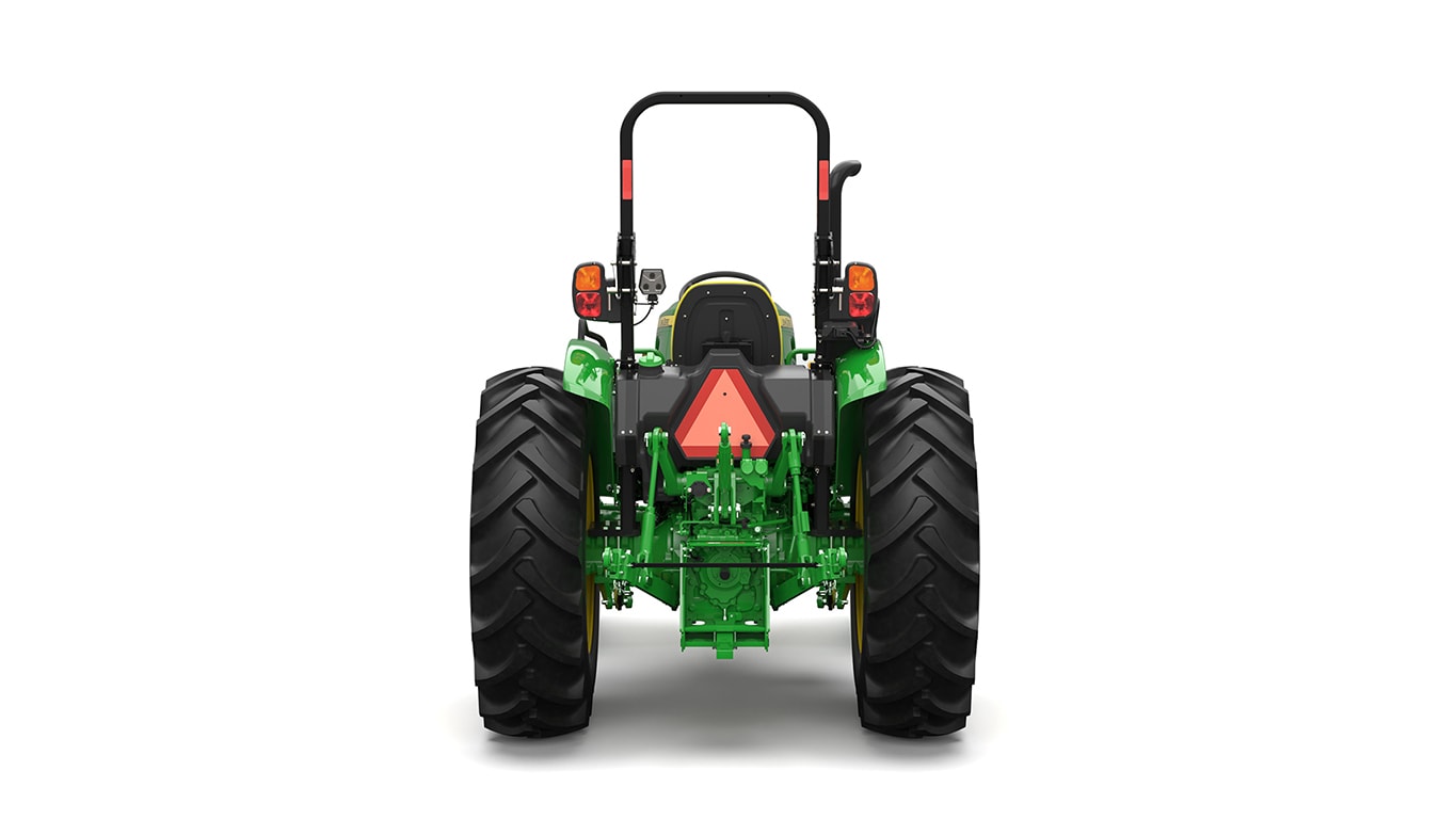 Tracteur utilitaire vert sur fond blanc.