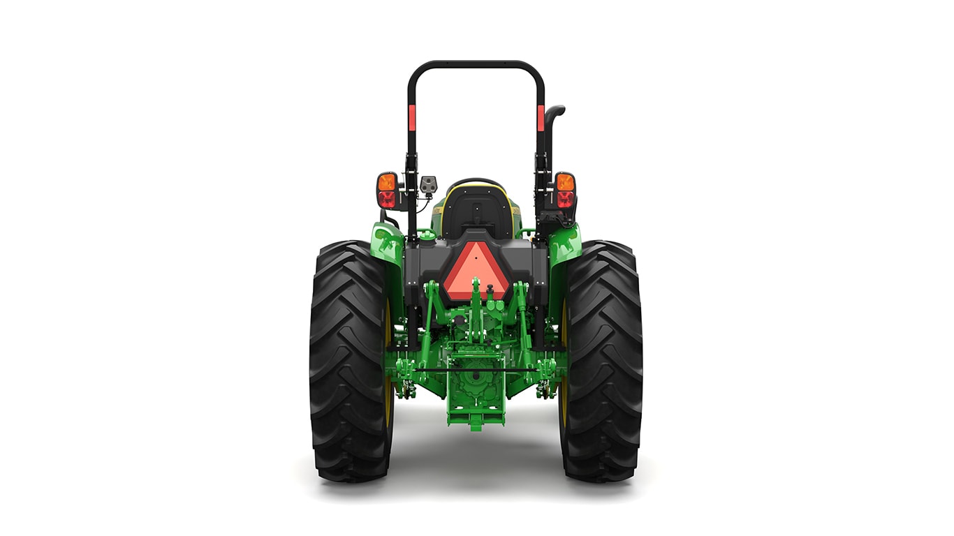 Tracteur utilitaire vert sur fond blanc.