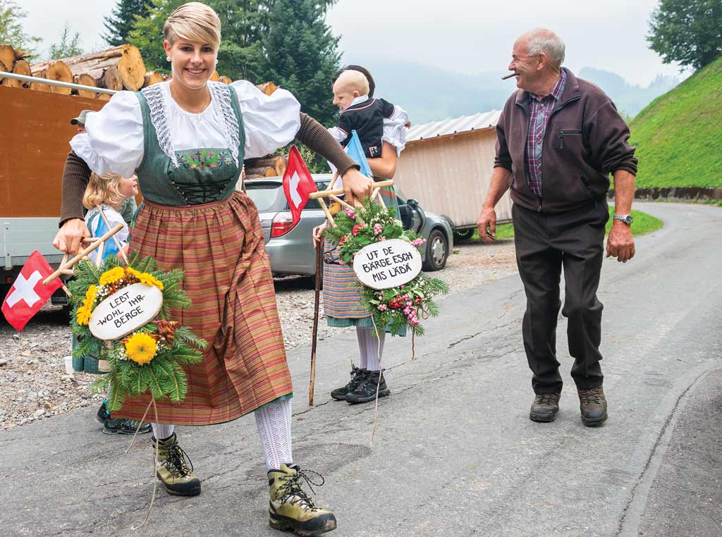 generations preparing for alpabfahrt