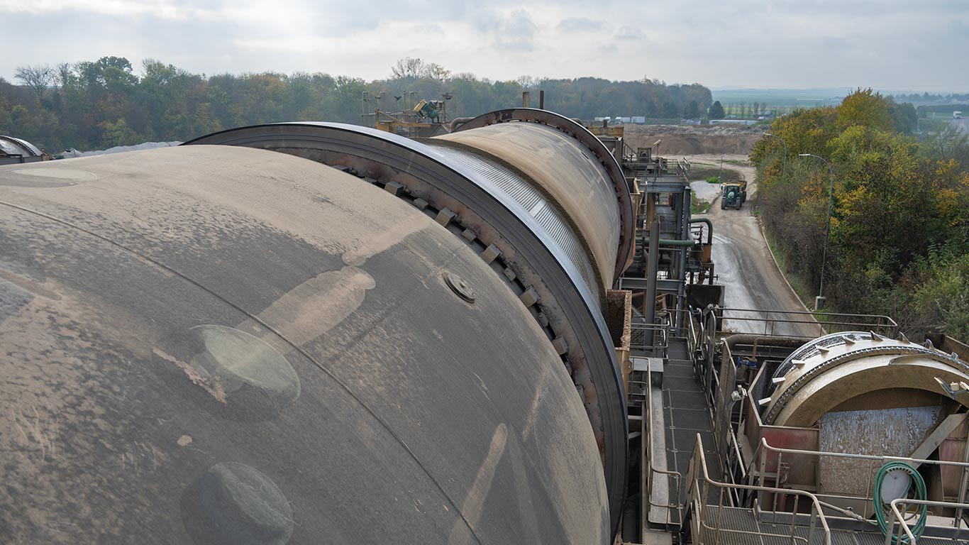 Overhead view of a sugar beet dryer