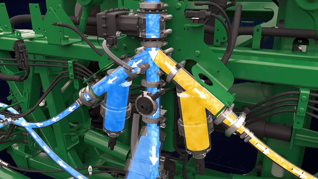 John Deere spray pressure recirculation and product reclaim system